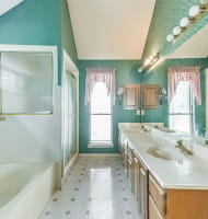 Master bath spa upgrade before